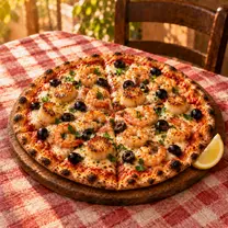 Pizza Euforia de masa delgada a la piedra con camarón, ostiones, Pizza Azzis Providencia